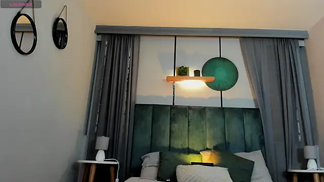 CoralineRicce  online show from November 2025 09:58:02 PM