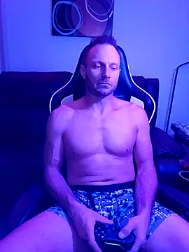 Snapshot of Funwithbrad1 chatting on December 2024 07:58:01 AM Funwithbrad1 online show from December 2024 07:58:01 AM