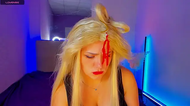 DellaRowe online show from November 2025 01:43:01 PM