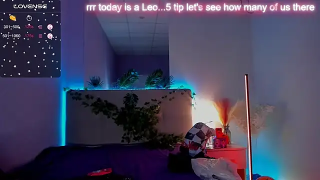 DellaRowe online show from October 2025 05:59:02 PM