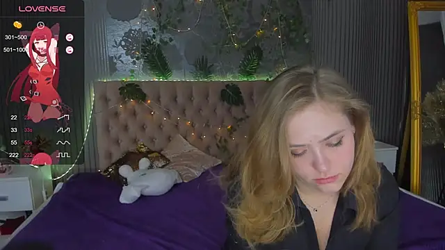DellaRowe online show from March 2025 01:30:02 PM