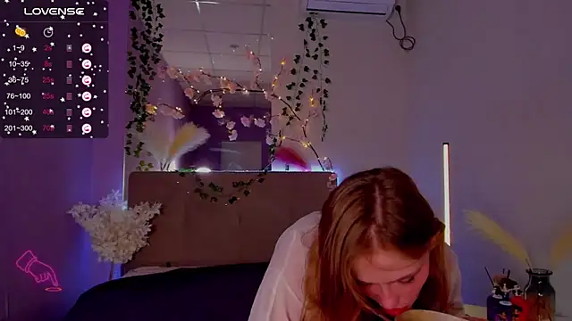 DellaRowe online show from November 2025 06:45:01 PM