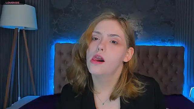 DellaRowe online show from November 2025 06:17:01 AM