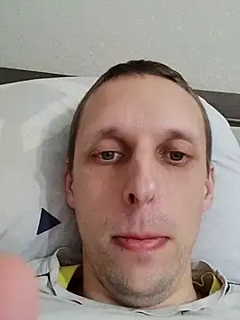 Yrikos1 online show from October 2025 09:36:01 PM