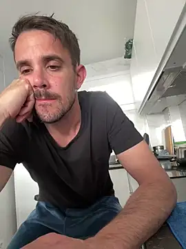 julian333 online show from March 2025 04:31:02 PM