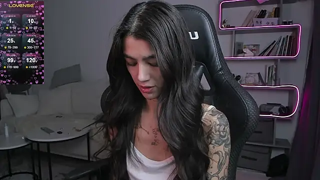 vinkitinkii online show from February 2025 06:42:02 AM