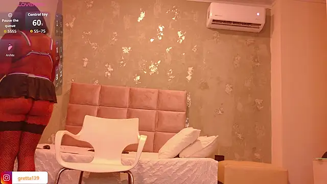 Snapshot of _Gretta chatting on November 2025 08:19:01 PM Gretta online show from November 2025 08:19:01 PM