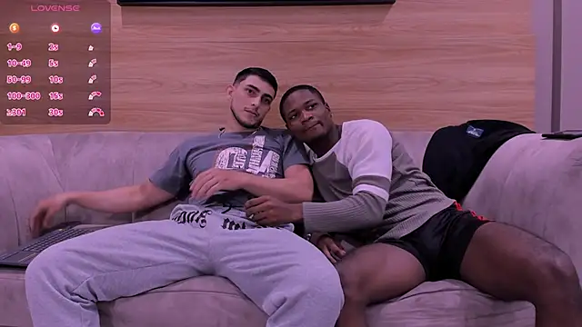 hot  guys  online show from February 2026 08:54:02 PM