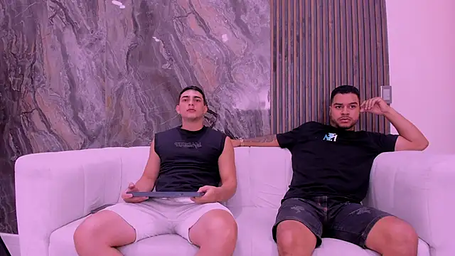 hot  guys  online show from December 2025 01:43:02 PM