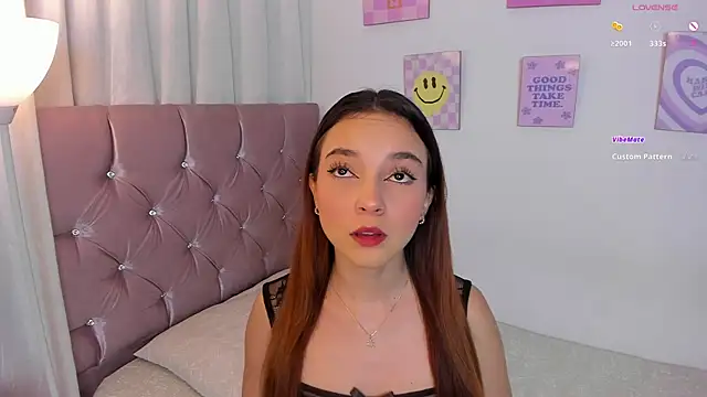 Snapshot of kate_sweet01 chatting on October 2025 02:12:02 AM kate sweet01 online show from October 2025 02:12:02 AM