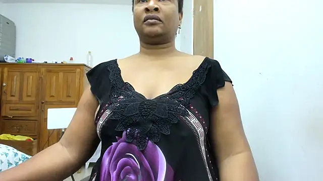 Snapshot of Camila_sandoval_01 chatting on November 2025 10:19:02 AM Camila sandoval 01 online show from November 2025 10:19:02 AM