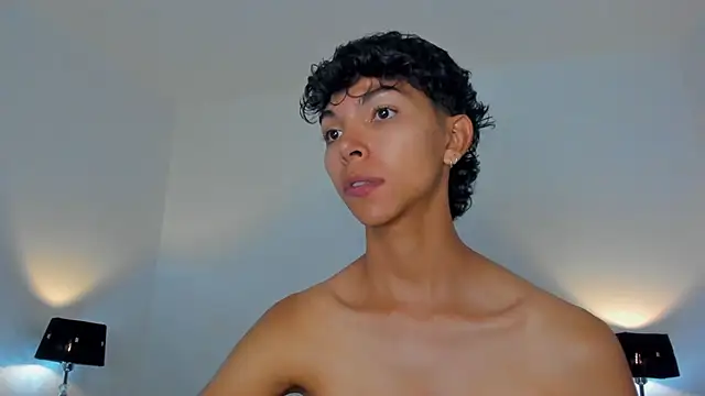 xhenisa  online show from July 2026 02:38:01 AM