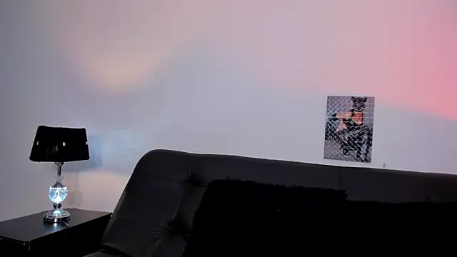 xhenisa  online show from February 2025 11:16:02 PM