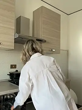 petrouchkaaa  online show from March 2026 09:09:02 AM