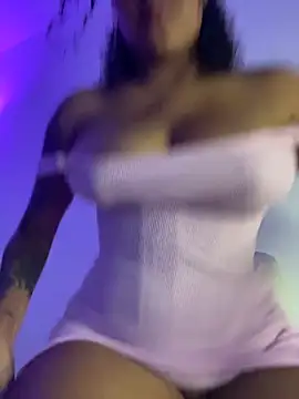 charlotteeruss online show from December 2025 05:09:02 AM