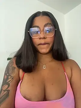 charlotteeruss online show from February 2026 04:48:01 PM