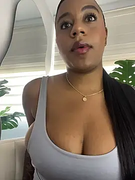 charlotteeruss online show from November 2025 06:23:01 PM