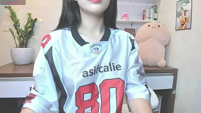 Mimini- online show from October 2025 05:08:02 AM