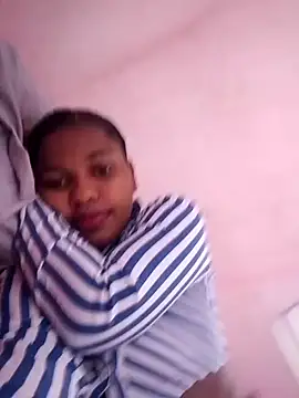 minayims online show from February 2026 09:02:02 PM