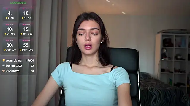 olivia jeas online show from November 2025 10:10:02 PM