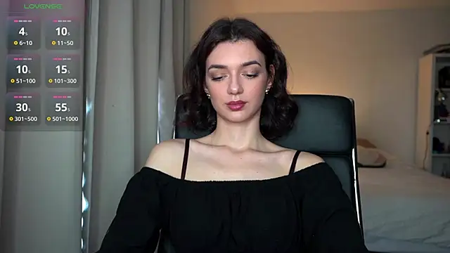 olivia jeas online show from November 2025 10:43:02 PM