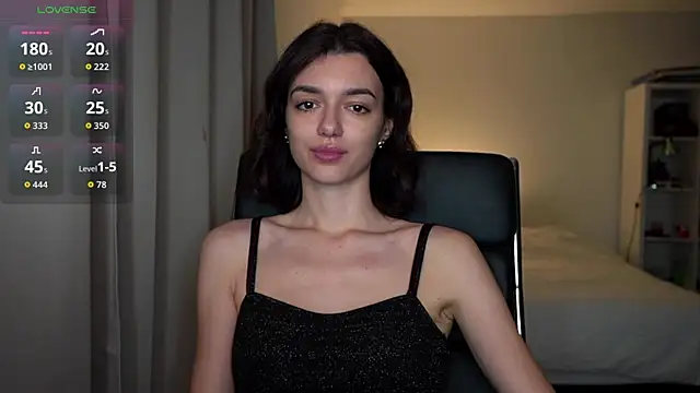 olivia jeas online show from November 2025 11:19:01 PM