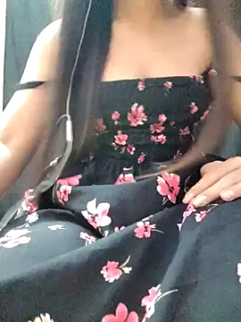 Snapshot of Roshni_98 chatting on September 2025 05:46:01 AM Roshni 98 online show from September 2025 05:46:01 AM