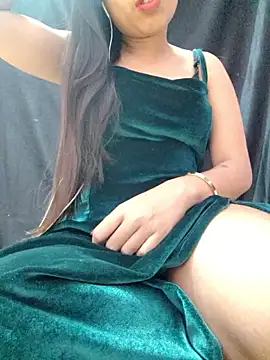 Snapshot of Roshni_98 chatting on March 2026 05:54:01 AM Roshni 98 online show from March 2026 05:54:01 AM