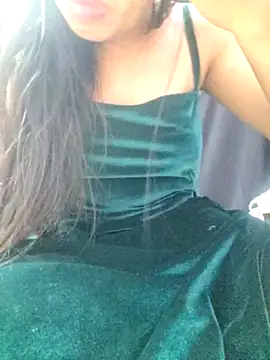 Snapshot of Roshni_98 chatting on February 2026 07:27:02 PM Roshni 98 online show from February 2026 07:27:02 PM