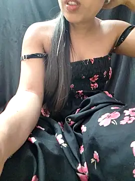 Snapshot of Roshni_98 chatting on February 2026 07:06:02 AM Roshni 98 online show from February 2026 07:06:02 AM