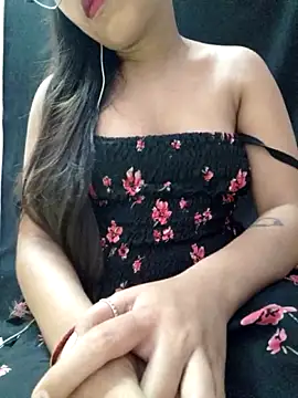 Snapshot of Roshni_98 chatting on June 2026 05:07:01 PM Roshni 98 online show from June 2026 05:07:01 PM