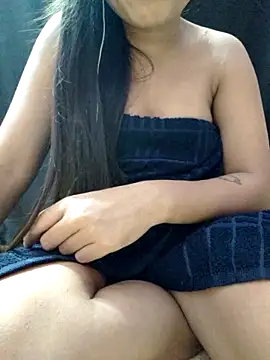 Snapshot of Roshni_98 chatting on October 2025 07:48:01 PM Roshni 98 online show from October 2025 07:48:01 PM