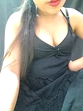 Snapshot of Roshni_98 chatting on July 2026 08:31:01 PM Roshni 98 online show from July 2026 08:31:01 PM