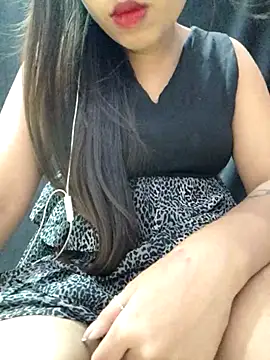 Snapshot of Roshni_98 chatting on June 2026 06:19:02 AM Roshni 98 online show from June 2026 06:19:02 AM