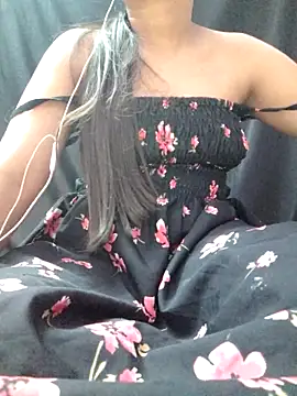 Snapshot of Roshni_98 chatting on March 2026 05:19:01 AM Roshni 98 online show from March 2026 05:19:01 AM