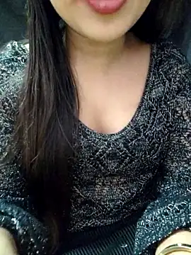 Snapshot of Roshni_98 chatting on April 2026 06:48:02 PM Roshni 98 online show from April 2026 06:48:02 PM