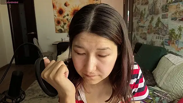 LeyylaStoone online show from April 2026 06:03:02 AM