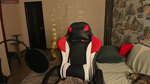 LeyylaStoone online show from February 2026 10:55:01 PM