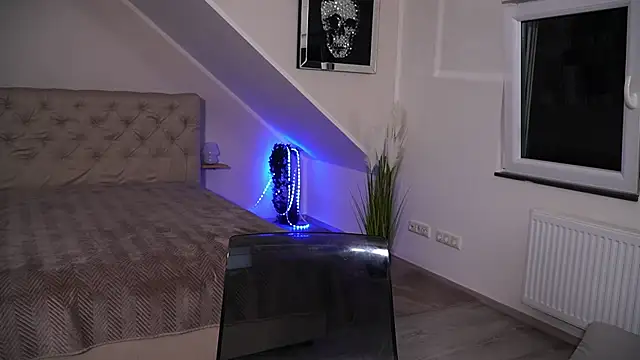 hotmilfbitch online show from October 2025 11:16:01 PM