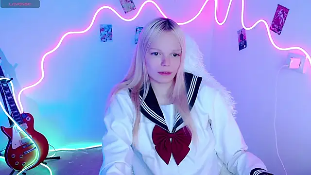 Emily Nyaffee online show from September 2025 02:34:01 PM