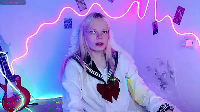 Emily Nyaffee online show from September 2025 10:16:01 PM