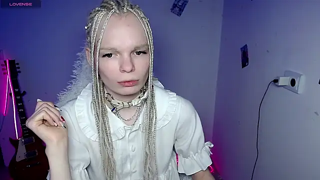 Emily Nyaffee online show from January 2026 02:05:02 AM