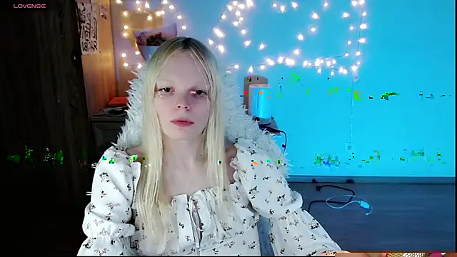 Emily Nyaffee online show from March 2025 01:53:02 AM