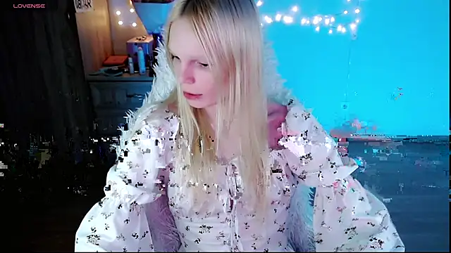 Emily Nyaffee online show from March 2025 07:42:02 PM