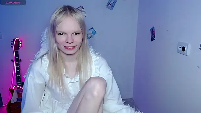 Emily Nyaffee online show from February 2026 06:50:01 PM