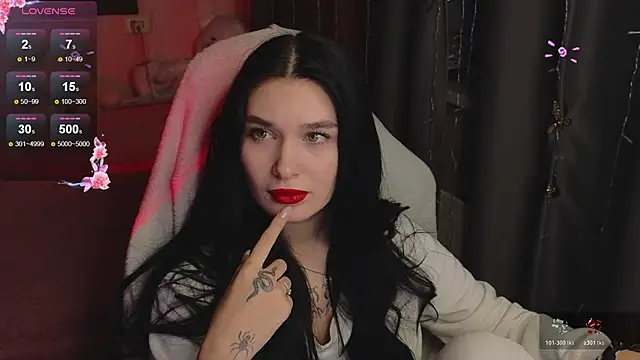 Amanda Tender online show from December 2025 09:16:02 PM