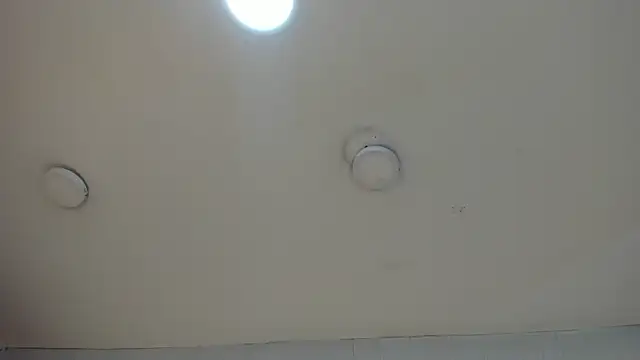 Snapshot of lhiamfit chatting on November 2025 05:17:02 PM lhiamfit online show from November 2025 05:17:02 PM