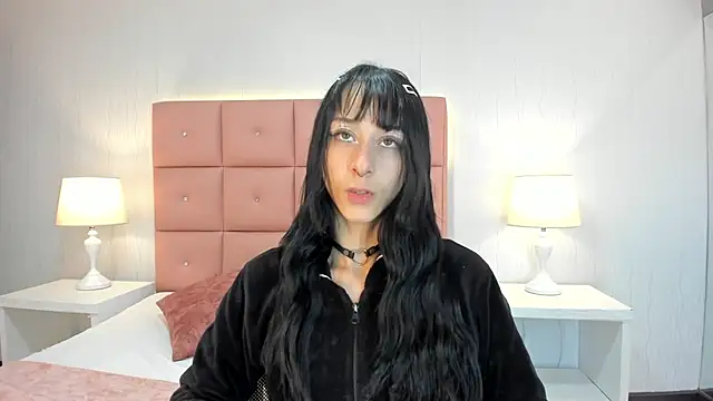 Snapshot of lhiamfit chatting on March 2025 01:56:02 PM lhiamfit online show from March 2025 01:56:02 PM