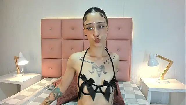 Snapshot of lhiamfit chatting on September 2025 11:32:01 PM lhiamfit online show from September 2025 11:32:01 PM