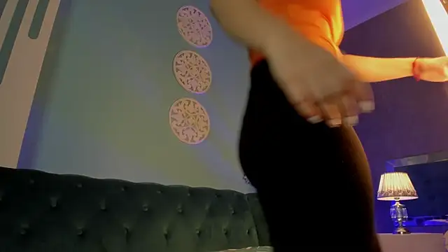 KarlynHoliss online show from December 2024 11:47:01 AM